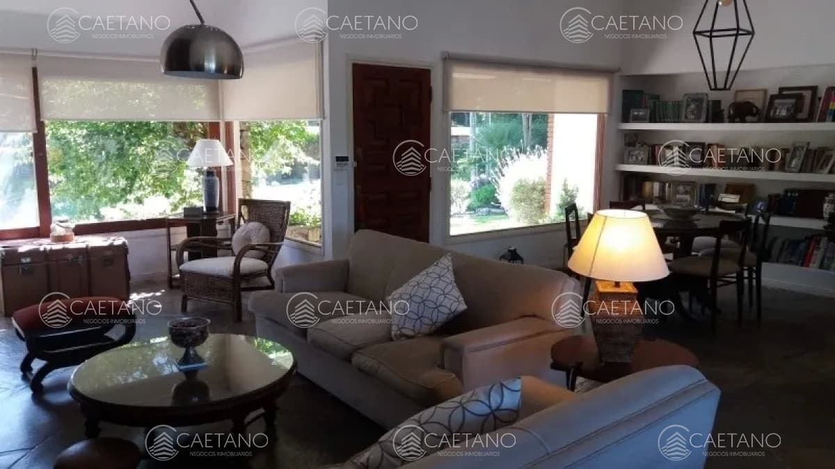 Excelente casa de 4 dormitorios con piscina! — foto 3