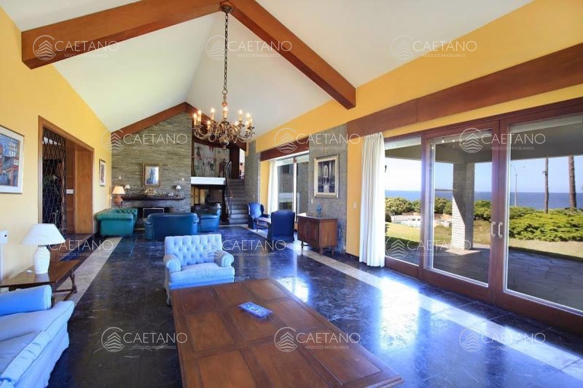 Venta casa 5 dormitorios primera linea playa mansa Punta del Este — foto 3