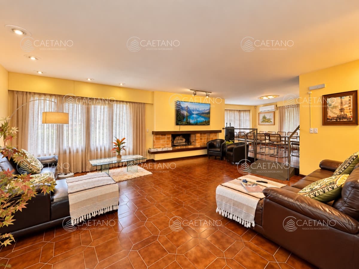 Venta casa 8 dormitorios. Cantegril, Punta del Este — foto 2