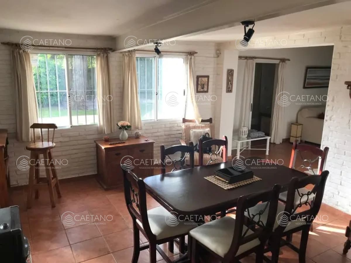 Muy linda casa a solo 200 mtrs. del mar! — foto 2