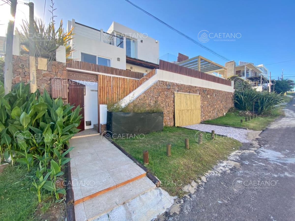 Hermosa Casa en La Posta del Cangrego