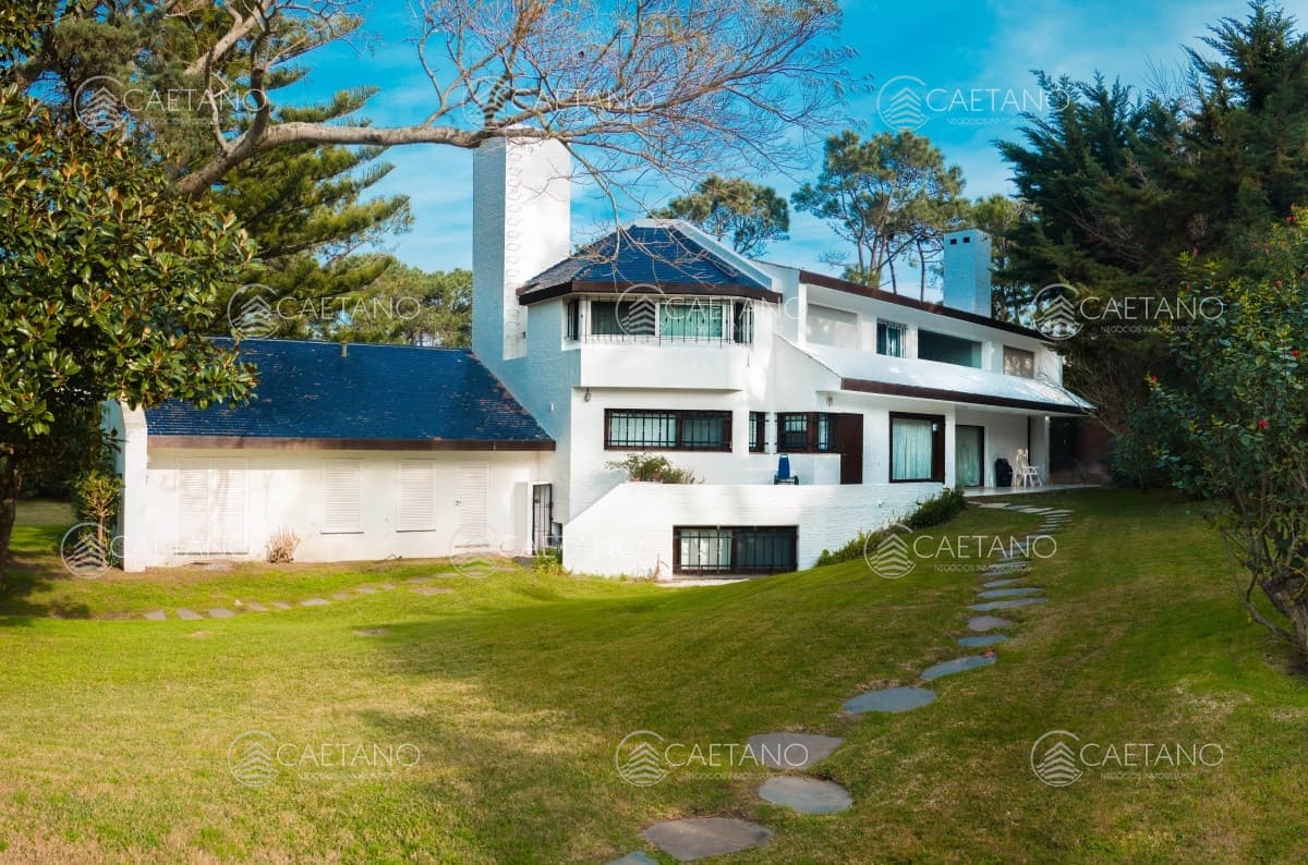 Excepcional chalet dúplex en Barrio San Rafael