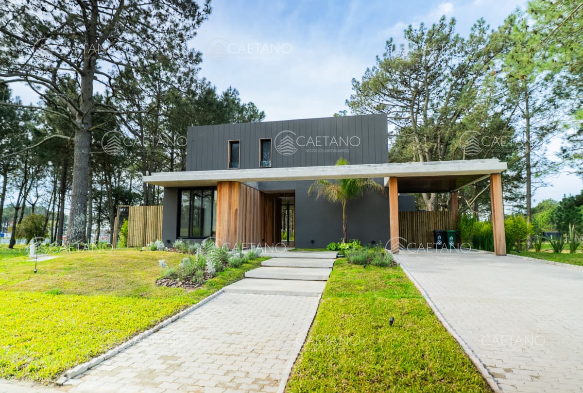 Casa en venta 4 dormitorios, Distrito 52 - Punta del Este — foto 2