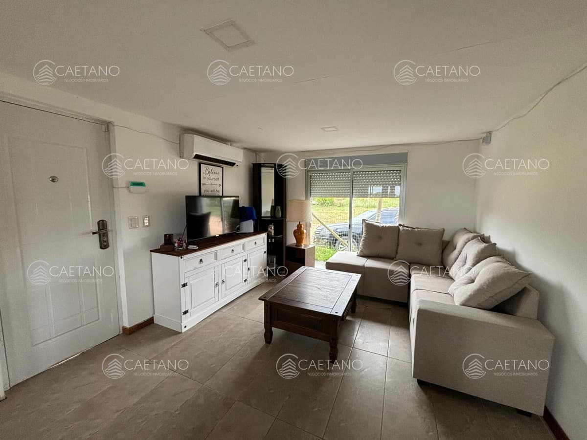 Casa en venta 2 dormitorios San Carlos — foto 2