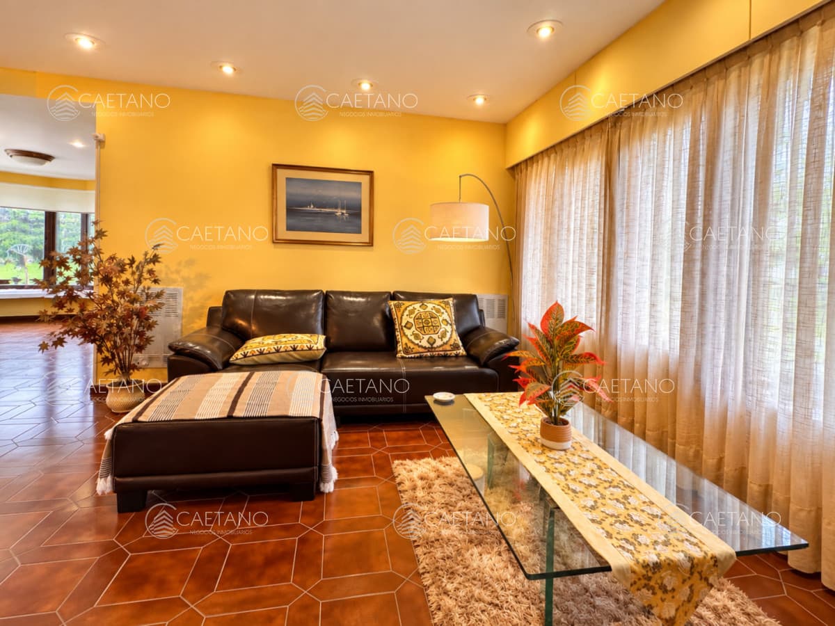 Venta casa 8 dormitorios. Cantegril, Punta del Este — foto 3