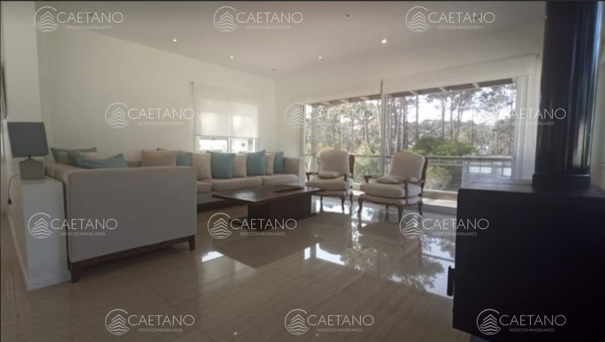 Venta de Casa 4 DORMITORIOS en Montoya, La Barra — foto 3