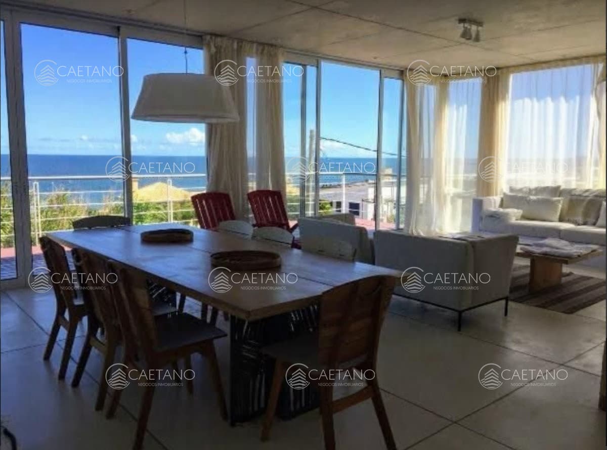 Casa de 4 dormitorios en venta ! — foto 3