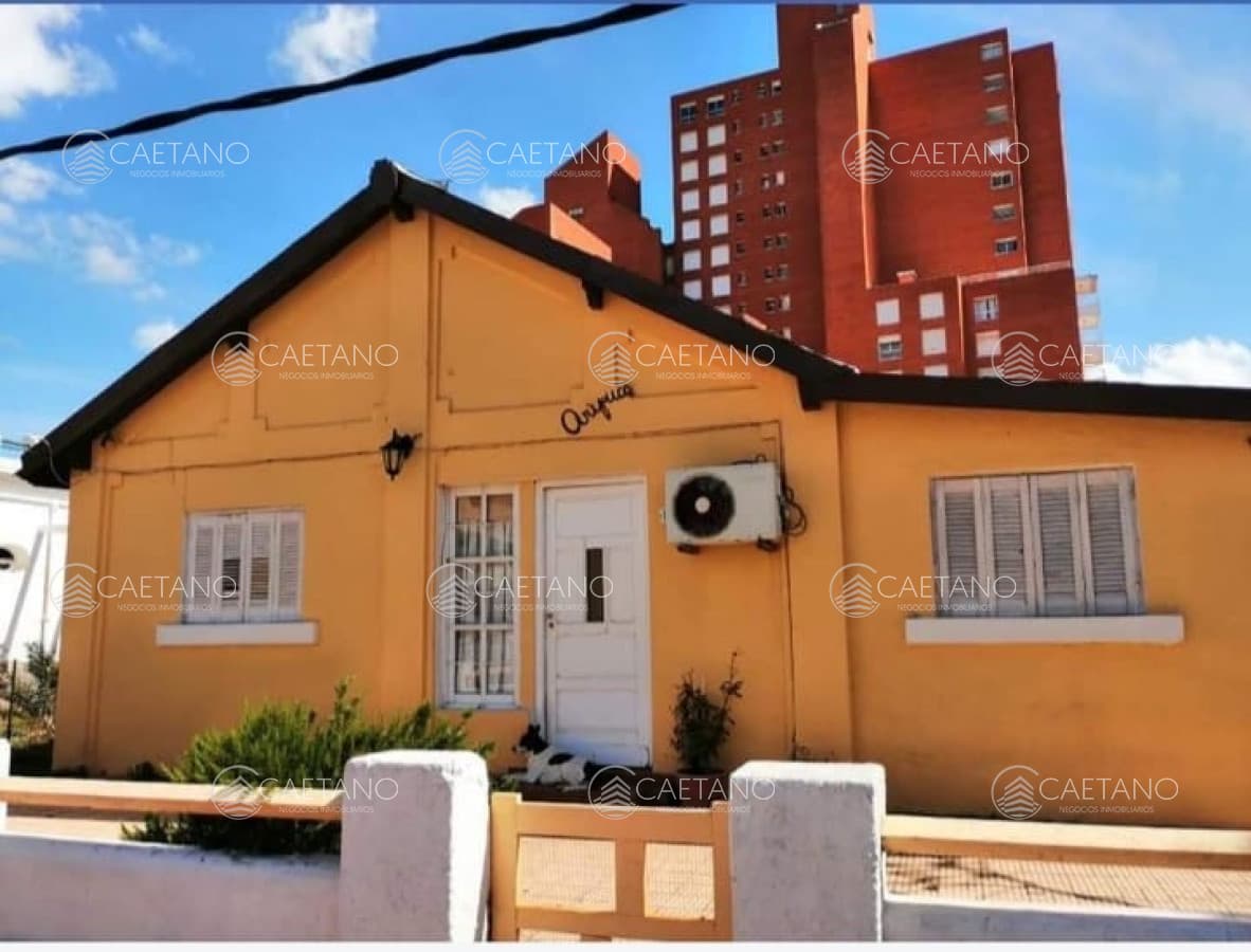 Venta Casa - 3 Dormitorios 2 baños - Piriapolis