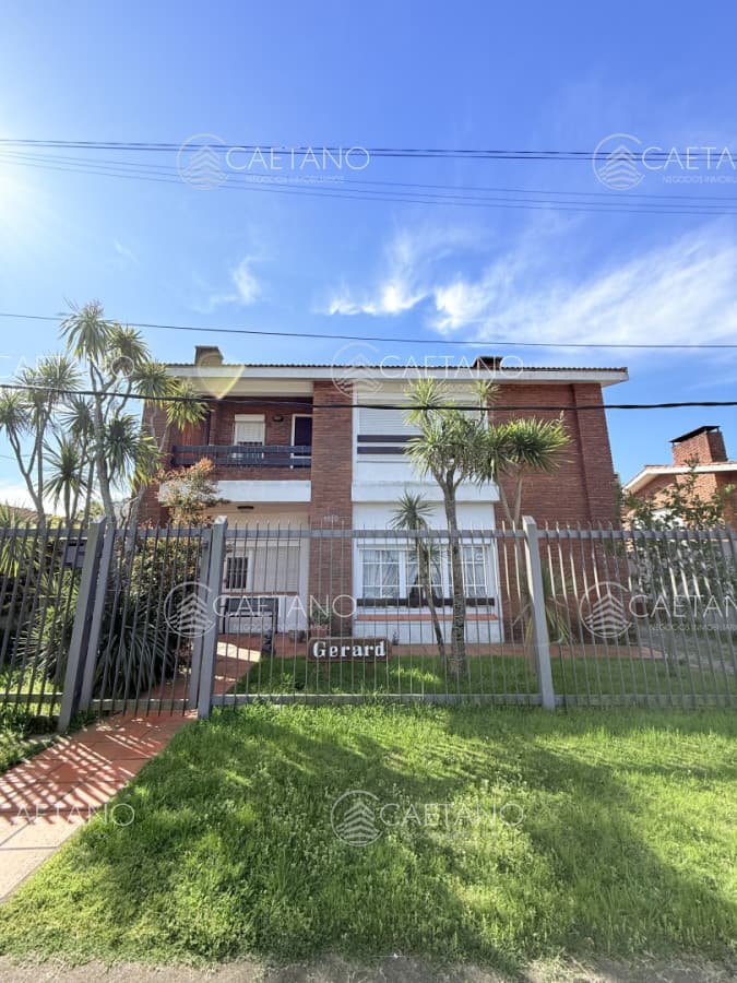 Venta casa 4 dormitorios, Playa Mansa
