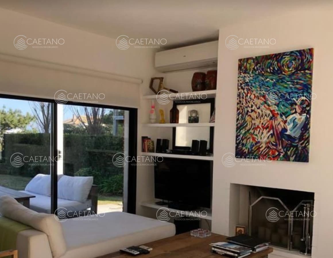 Venta de Casa 3 DORMITORIOS en MONTOYA, LA BARRA — foto 3