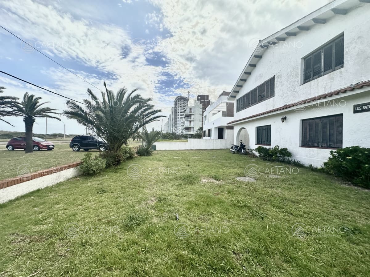 Venta casa 7 dormitorios - Playa brava, Punta del Este — foto 2