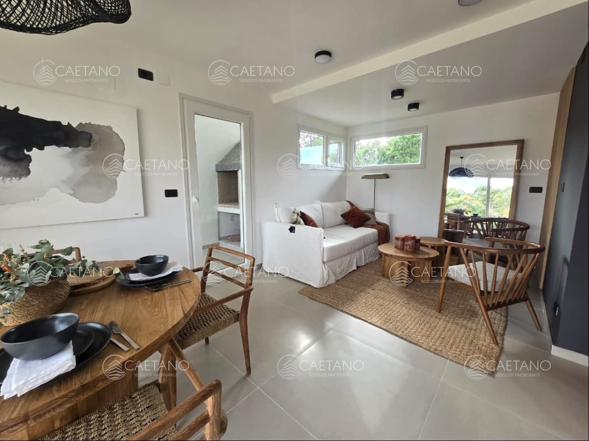 OPORTUNIDAD VENTA CASA 2 DORMITORIO PUNTA DEL ESTE-LA BARRA — foto 2