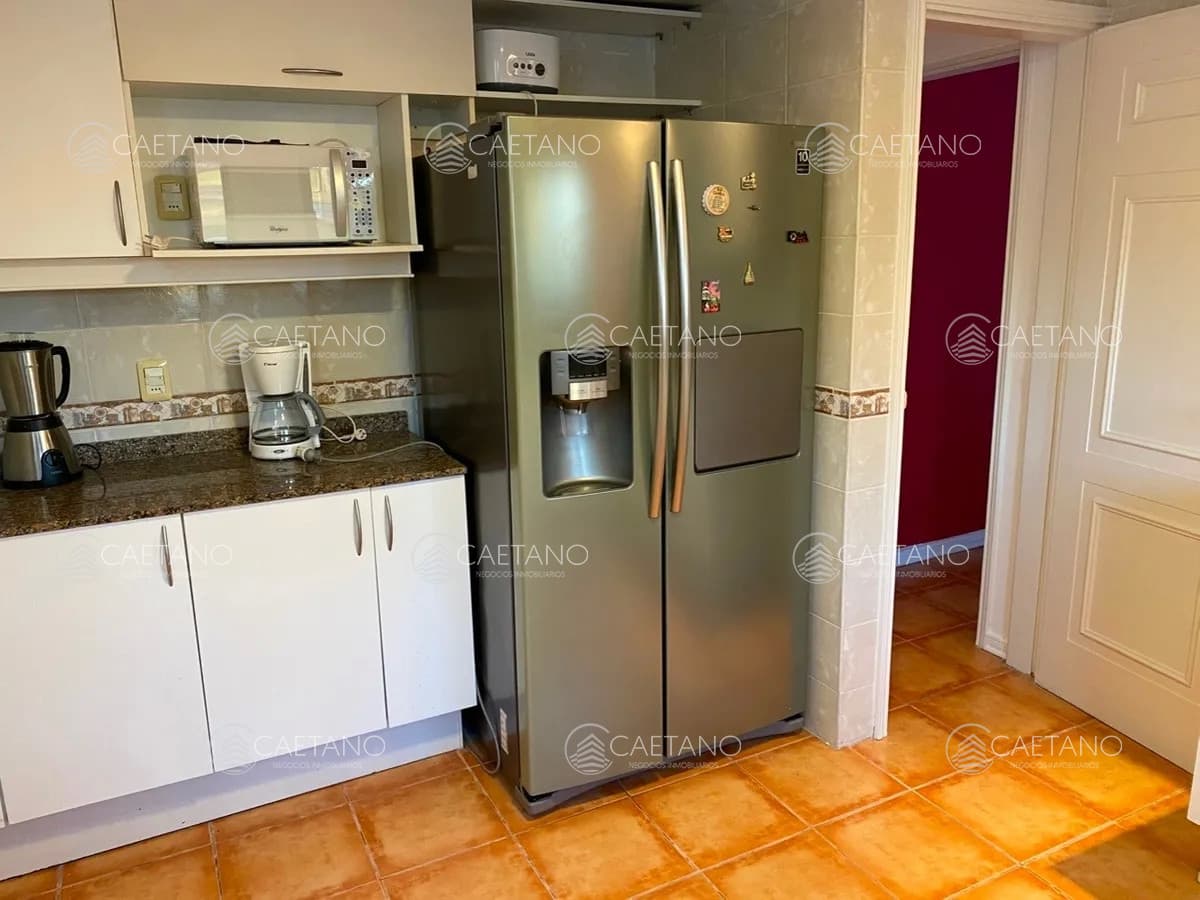 Increible casa de dos plantas en Golf — foto 3