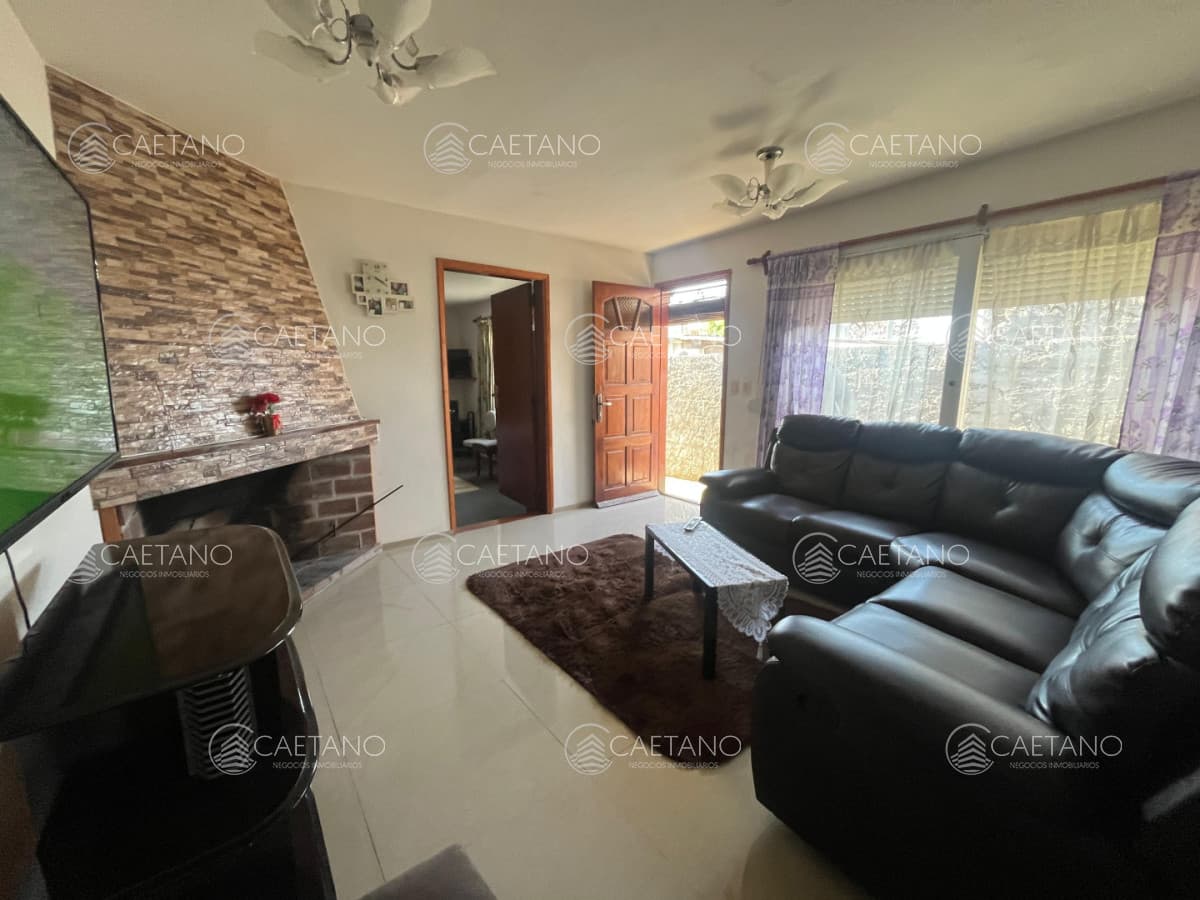 VENTA DE CASA 2 DORMITORIOS BARRIO SARANDI — foto 2