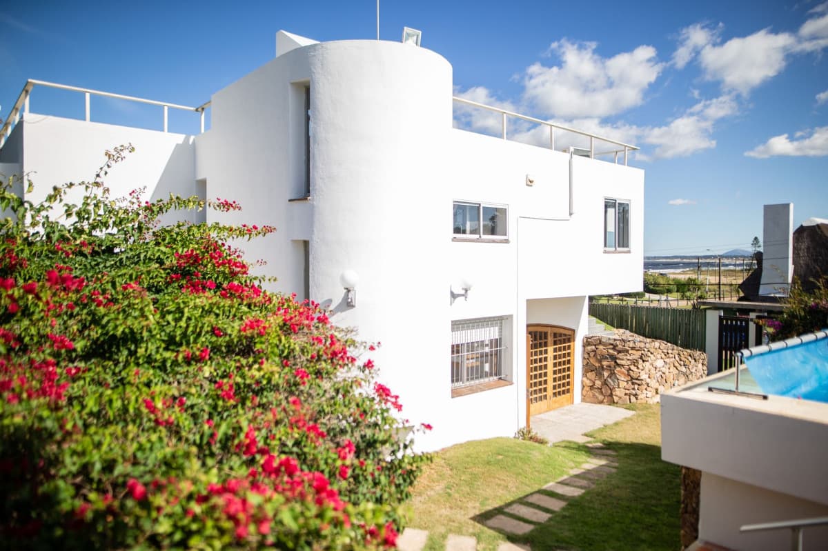 Excelente casa en Punta Ballena, alquiler anual y temporario