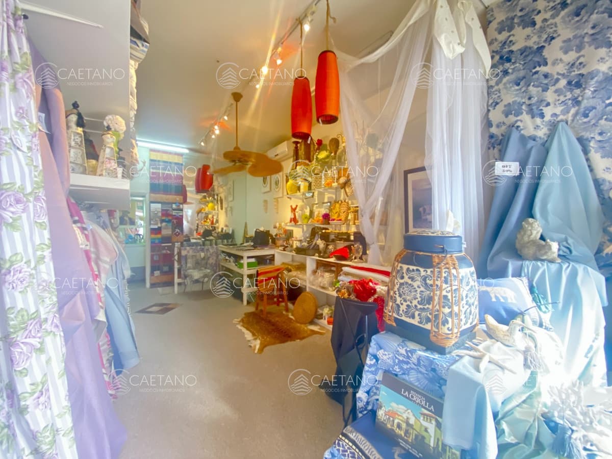 Venta local comercial sobre Gorlero Punta del Este — foto 3