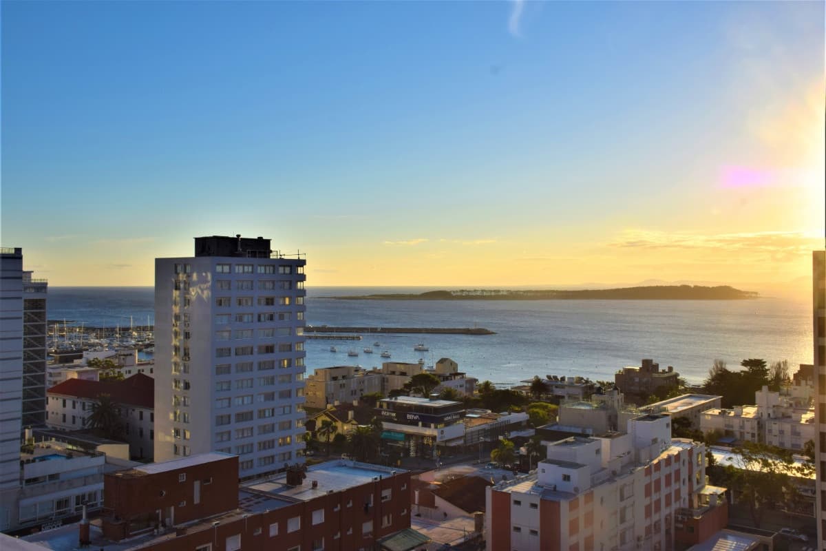 Apartamento en Peninsula, 2 dormitorios *