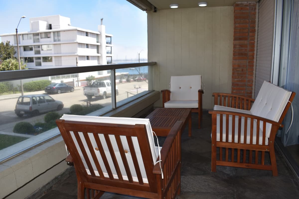 A metros del Puerto como una casa con la seguridad de un apto.