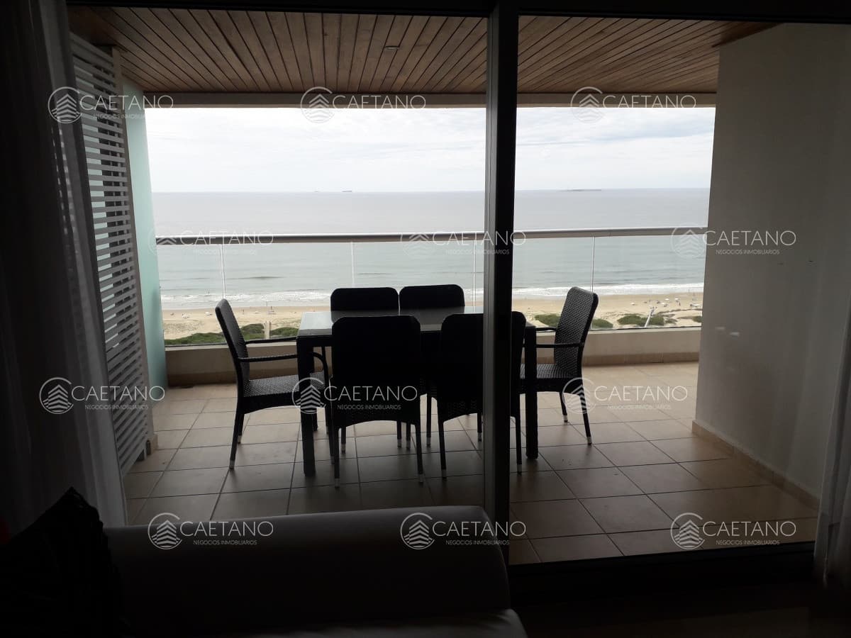 apartamento en 2 linea de playa brava