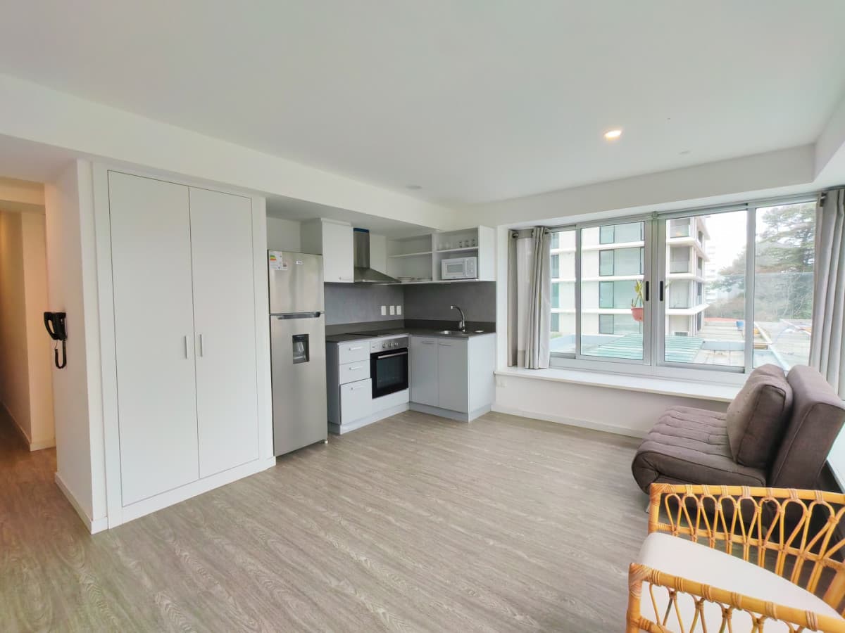 Venta apartamento 1 dormitorio Roosevelt.