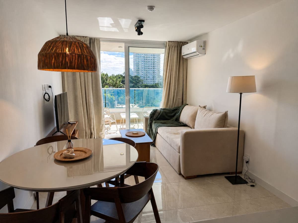 Alquila excelente apartamento de 1 dormitorio en Brava - Punta del Este