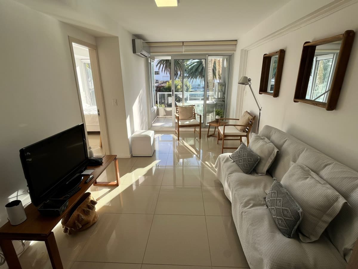 Vende apartamento de 1 dormitorio en gala puerto , Punta del Este