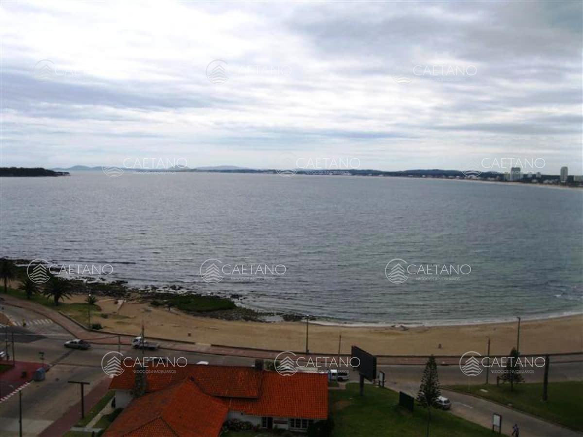 Apartamento en Mansa 3 dormitorios 2 baños terraza