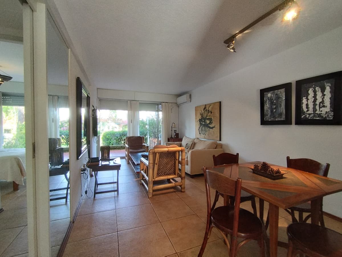 Venta apartamento 2 dormitorios, Aidy Grill. Punta del Este.