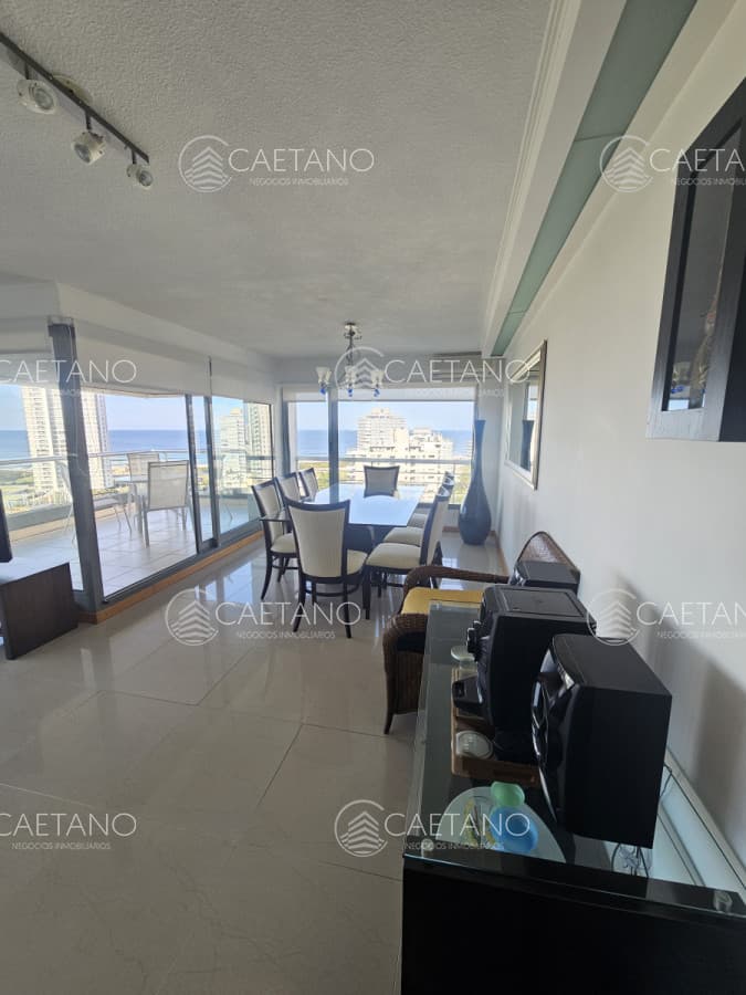 Venta departamento en punta del este