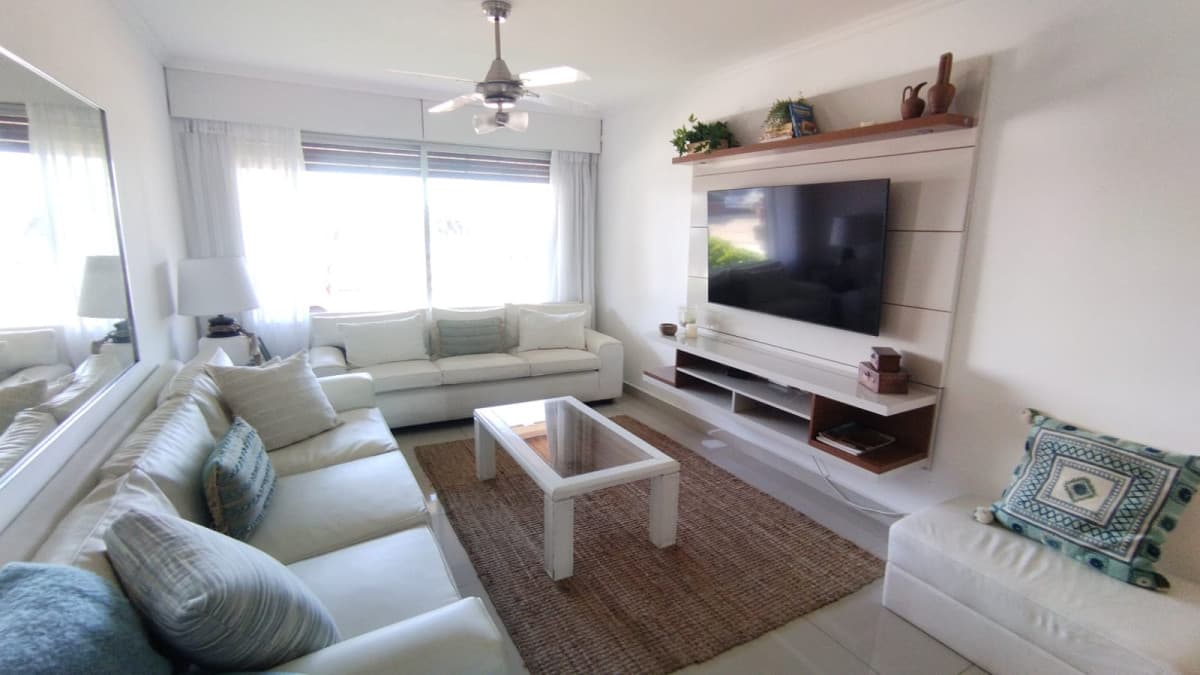 Venta apartamento 3 dormitorios. Peninsula, Punta del Este