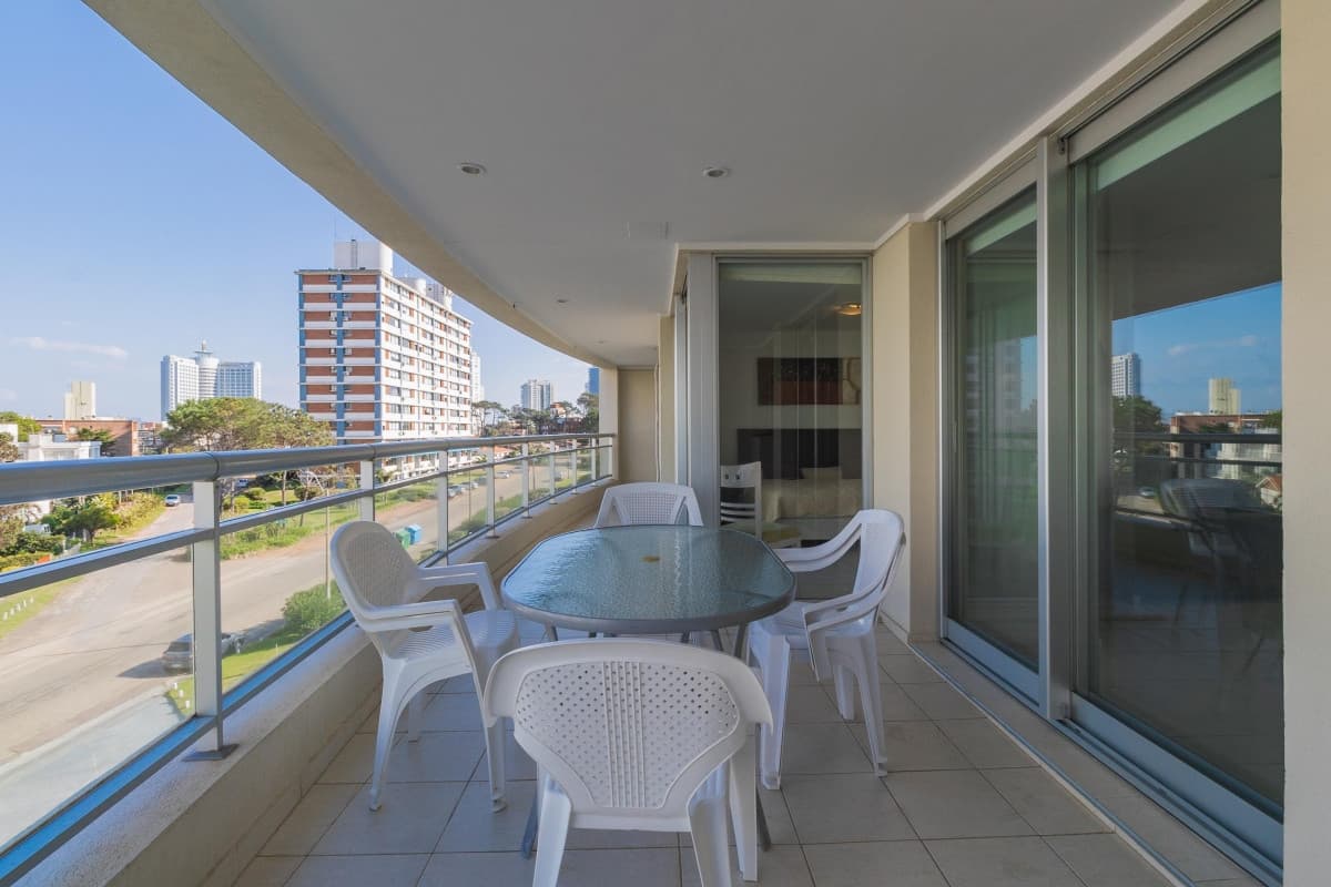 VENTA DEPARTAMENTO 3 DORMITORIOS EN CHIVERTA - AIDY GRILL