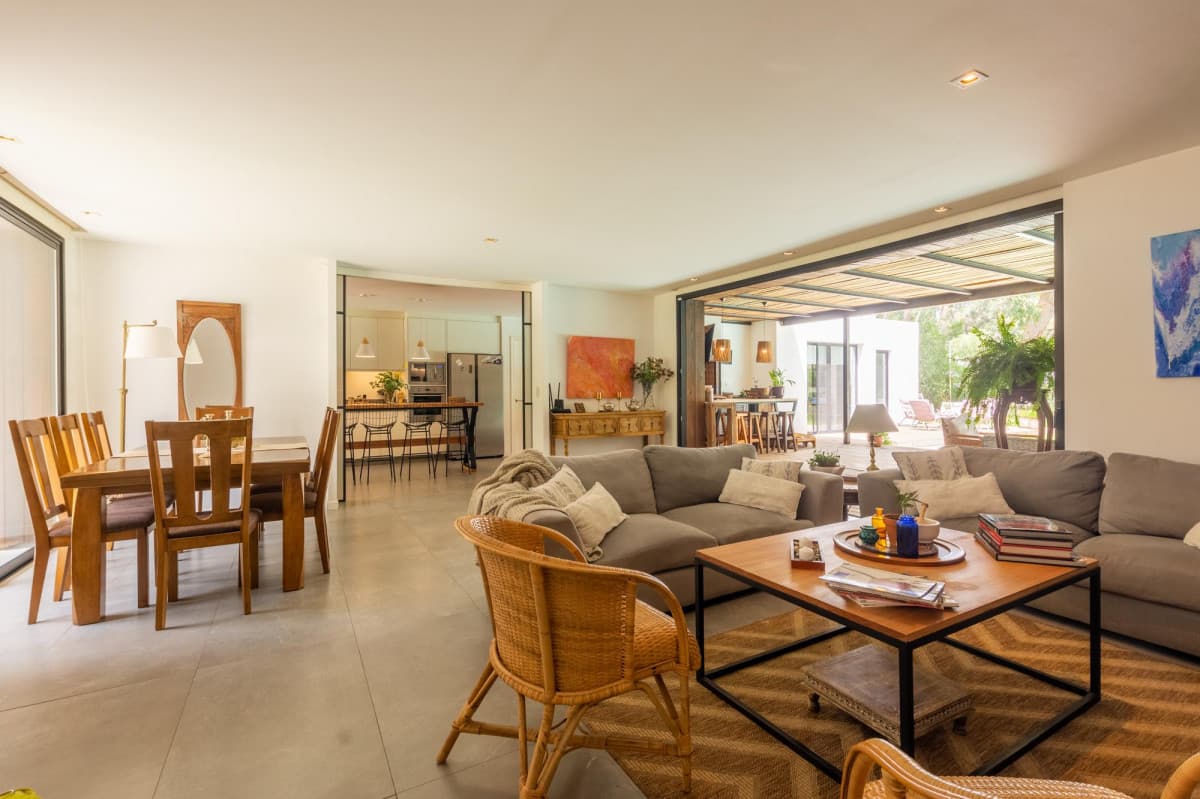Venta Casa 4 dormitorios en Barrio Privado, Solanas, Punta del Este