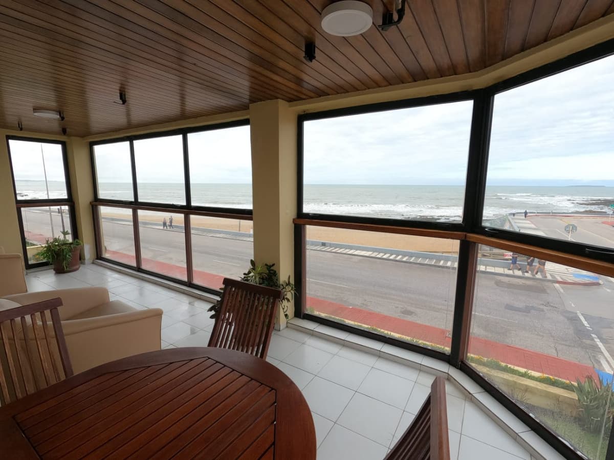 Apartamento en península con excelente vista