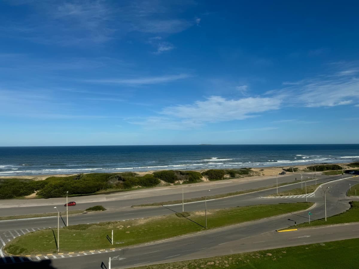 Apartamento en Venta de 3 dormitorios en Punta del este , Playa Brava , Torre Nueva York , Vista al mar