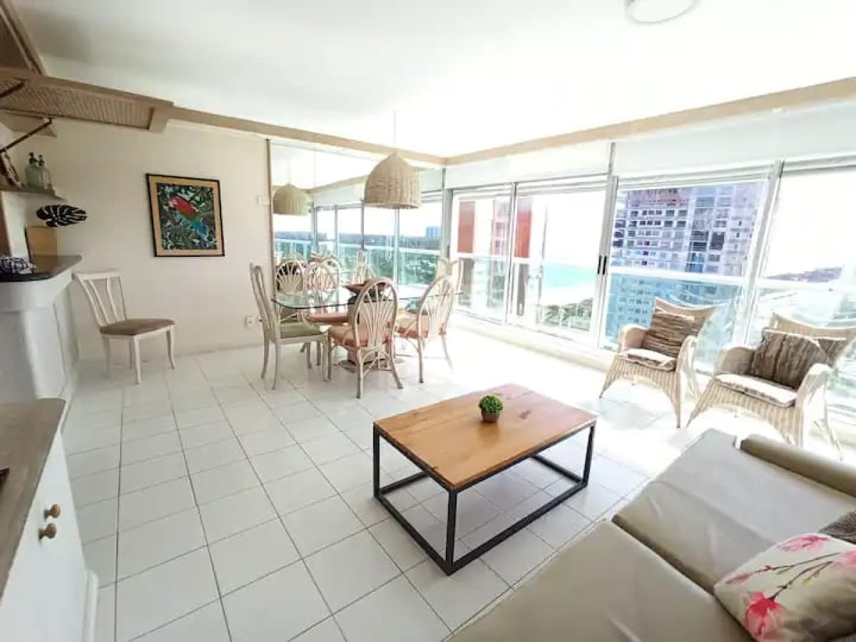 Venta y alquiler anual de excelente apartamento de 2 dormitorios - Playa Mansa