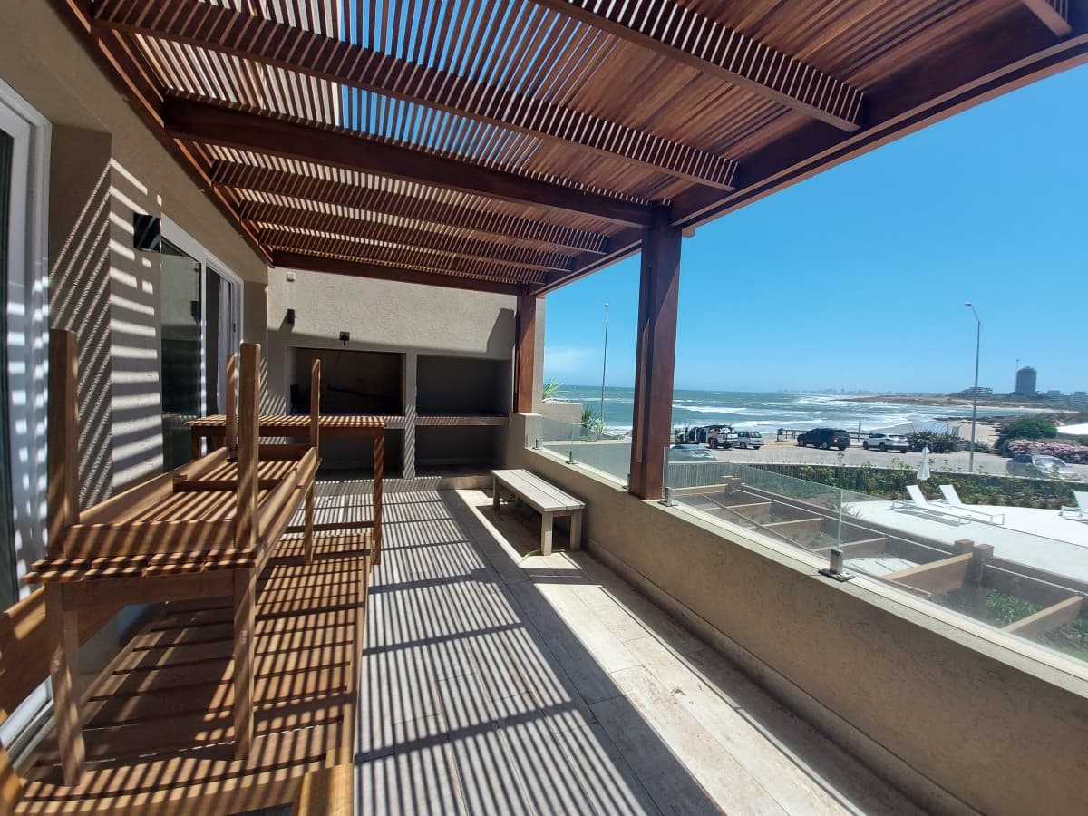 Apartamento a estrenar frente al Mar en la Barra