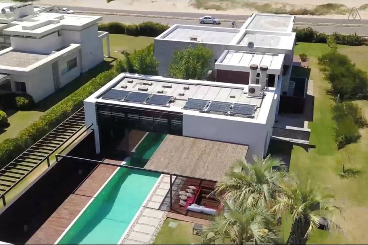 Excelente casa en Laguna Blanca Barrio Privado
