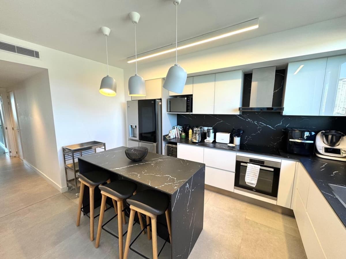 Venta apartamento 3 dormitorios. Playa mansa, Punta del Este