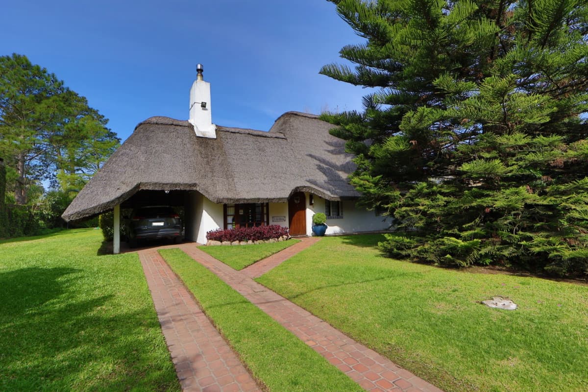 Casa en Pinares, 3 dormitorios alquiler anual o temporada