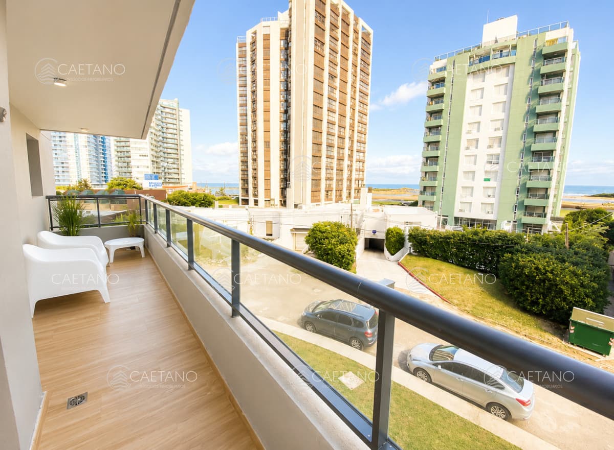 VENTA DE APARTAMENTO 2 DORMITORIOS PLAYA BRAVA PUNTA DEL ESTE