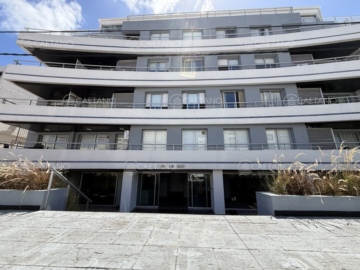 Venta departamento 4 dormitorios - Península