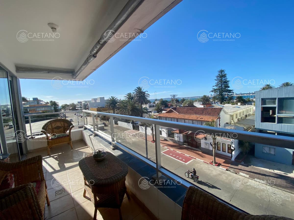 Apartamento con excelente vista y ubicación