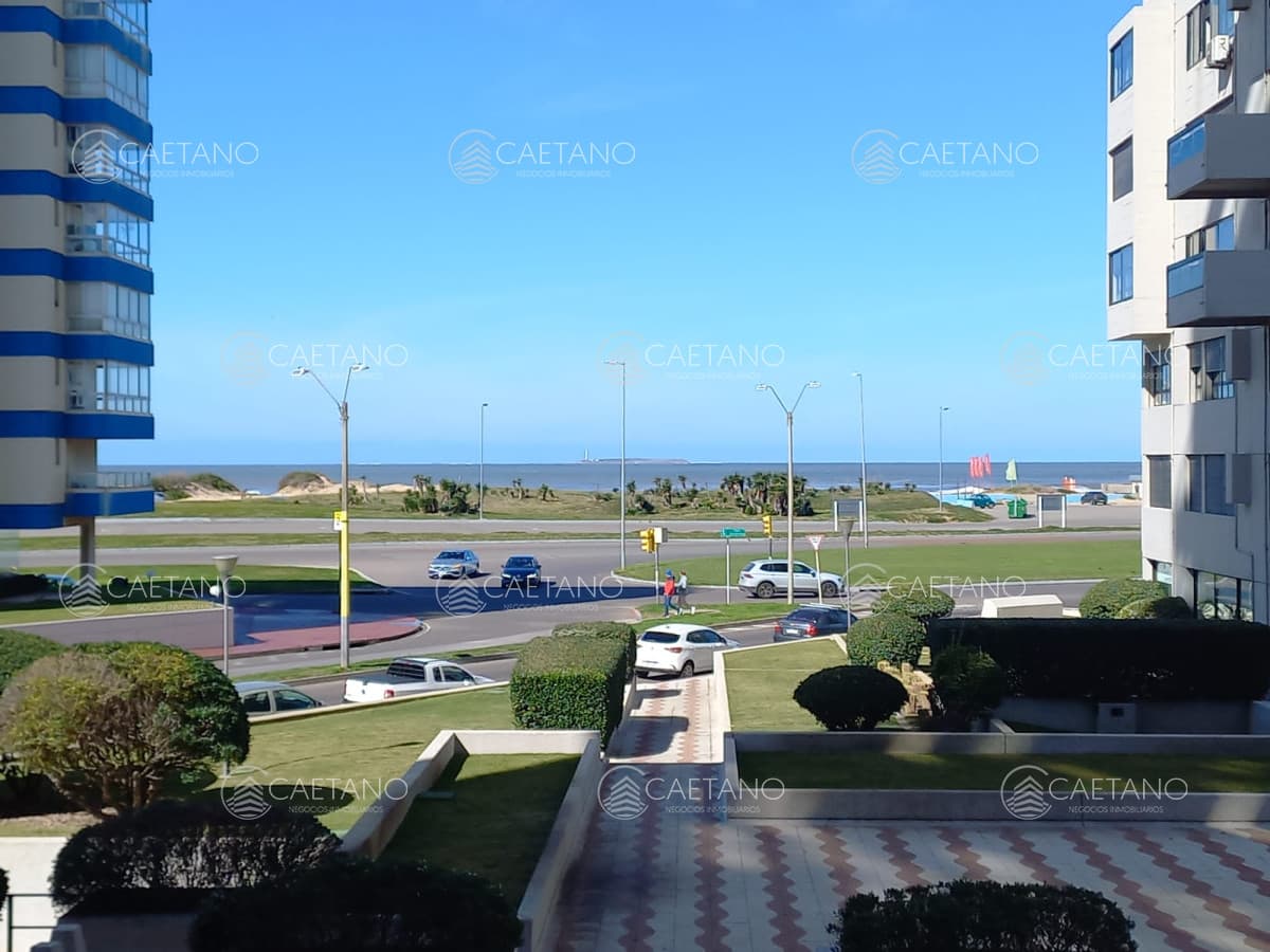 Venta apartamento 3 dormitorios Punta del Este