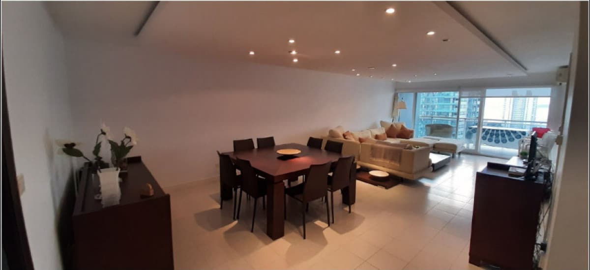 Apartamento en alquiler - Playa Brava, Punta del Este