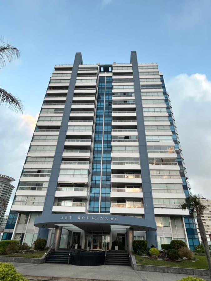 Apartamento en Mansa, 3 dormitorios alquiler temporario