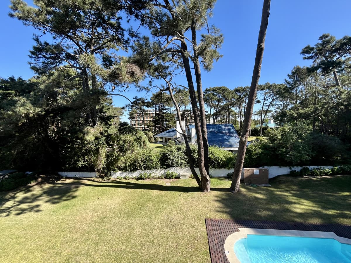 Venta apartamento 2 dormitorios. Rincón del Indio, Punta del Este.