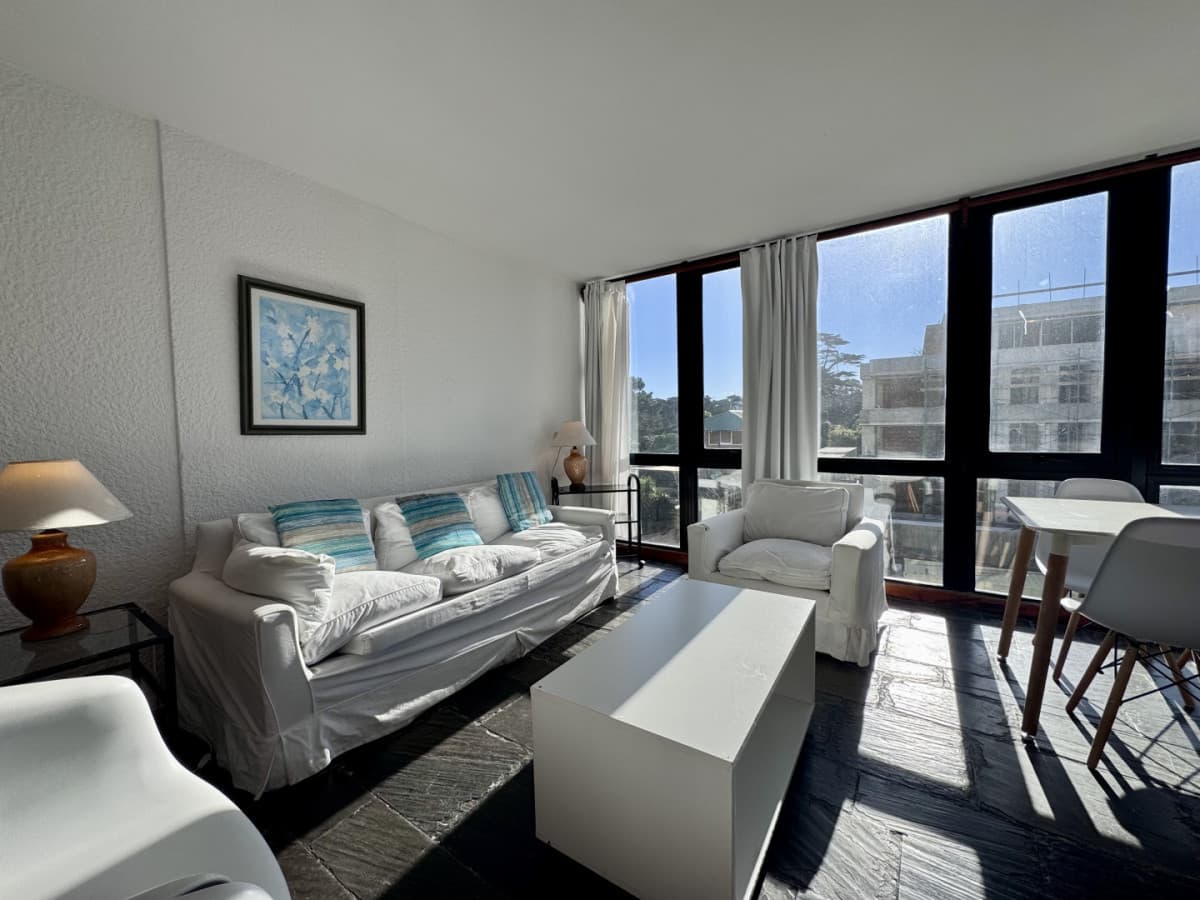 Venta apartamento 2 dormitorios, Playa Brava - Punta del Este