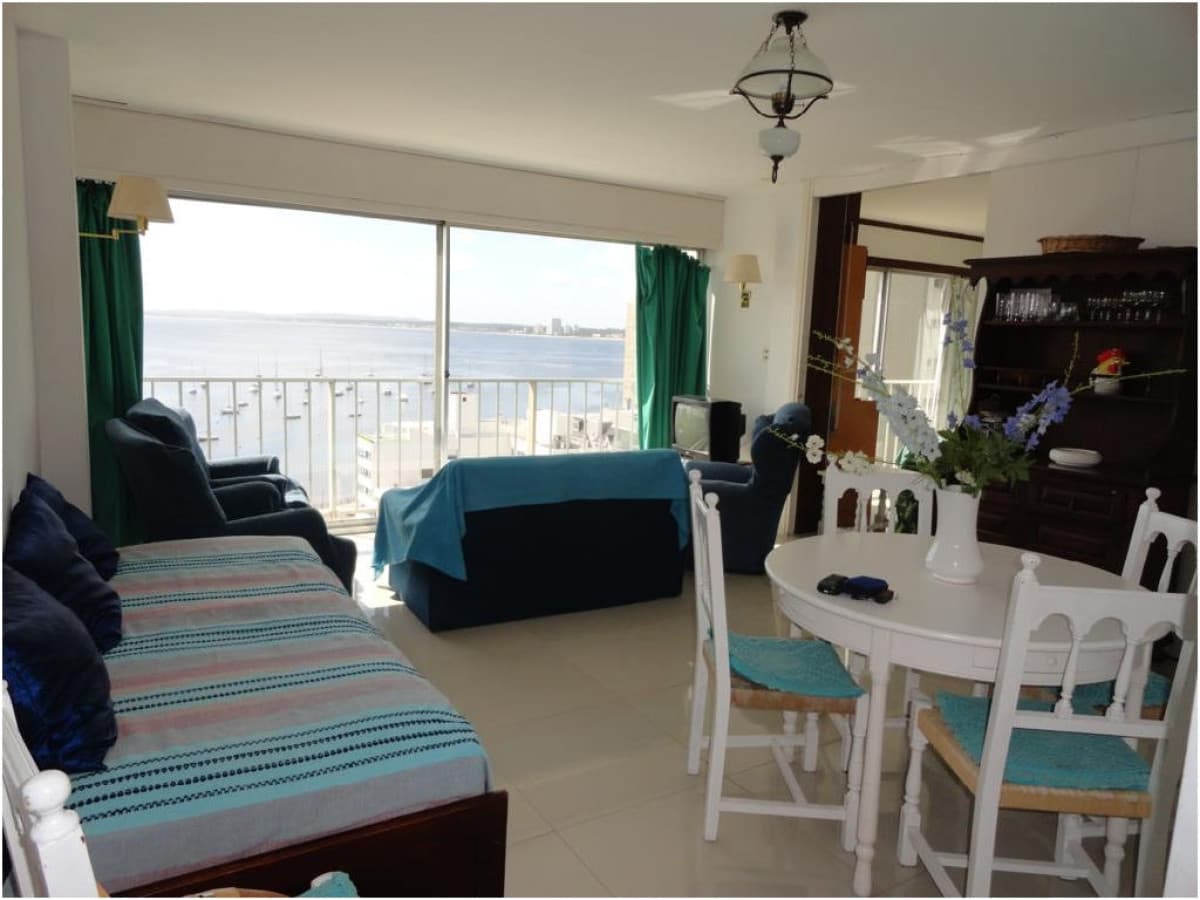 Apartamento en Peninsula, 2 dormitorios *