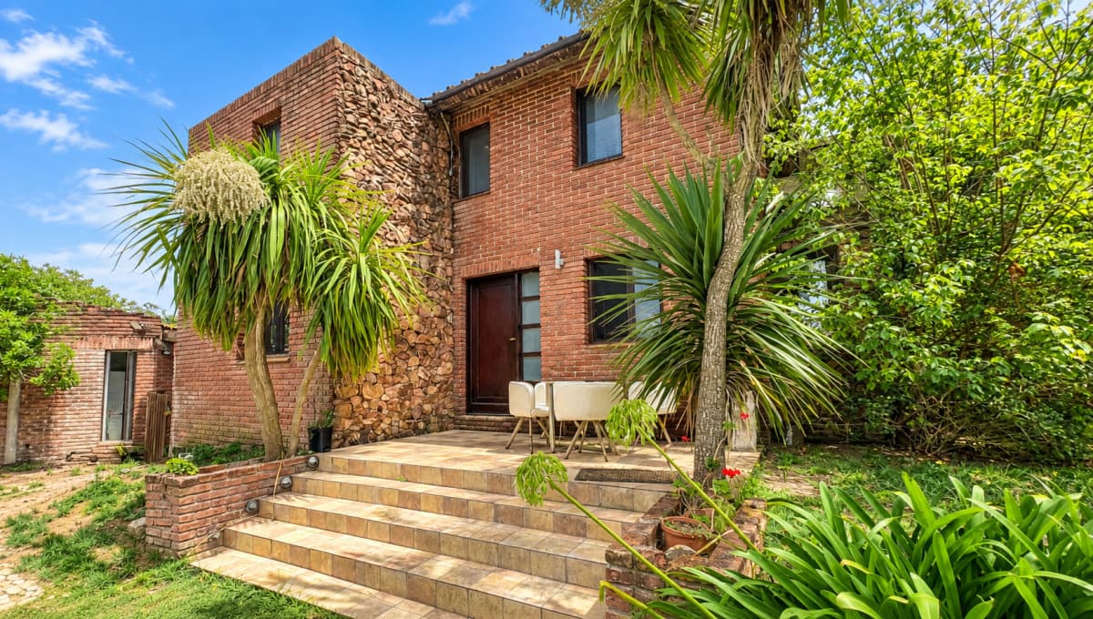 VENTA CASA PIRIAPOLIS 4 DORMITORIOS