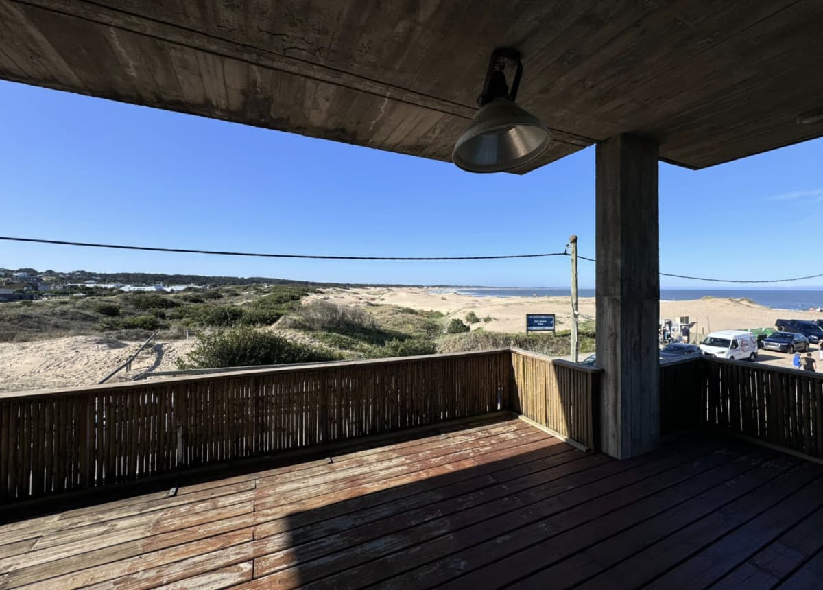Exclusiva residencia frente al mar en Jose Ignacio, Punta del Este
